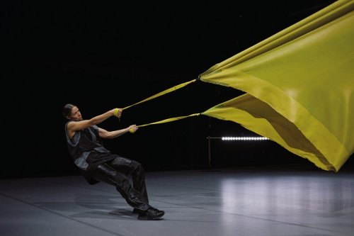 Tanzperformance in Berlin: „Lets keep playing, until we get it right“