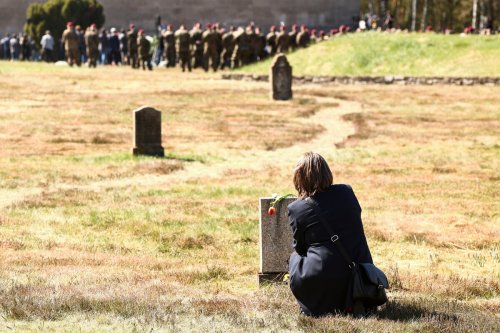 Geschichtsrevisionismus im Internet: Der Holocaust als Meme