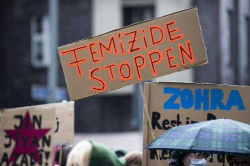 Razzia in Frauenhaus: Nicht mal Frauenhäuser sind sicher