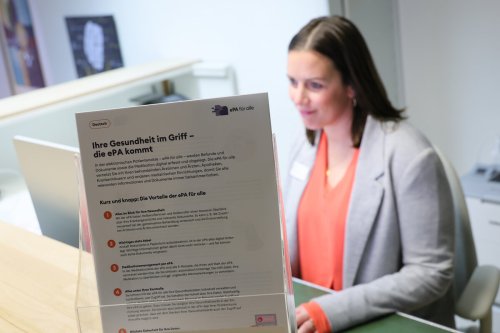 Elektronische Patientenakte: Tempo vor Sicherheit