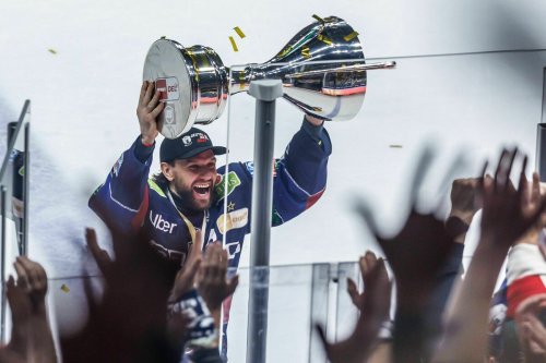 Deutsche Meisterschaft im Eishockey: Titel für Tobias