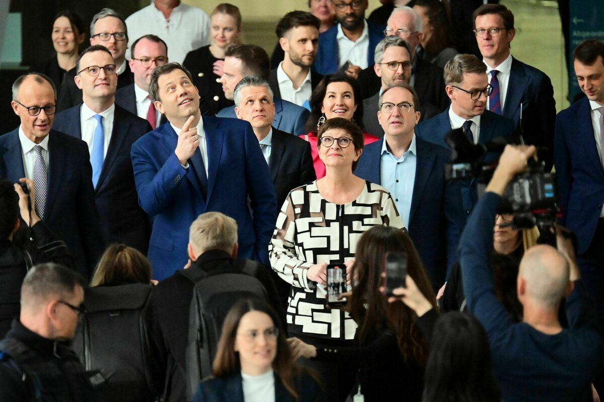 Frauensolidarität und Male Bonding: Ohne Eignung geht es nicht