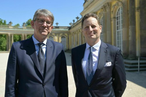 Streit mit Hohenzollern beigelegt: Fünf Tabakdosen für ein Halleluja