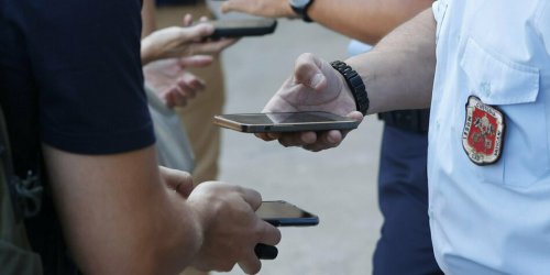 Impfung, Test oder Geldstrafe