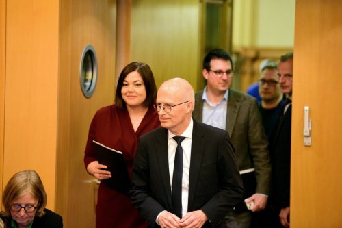 Hamburg bleibt rot-grün