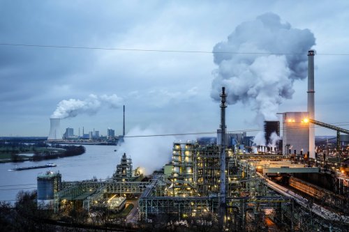 Schwarz-rote Milliarden für Unternehmen: Industriestrompreis steht auf der Kippe