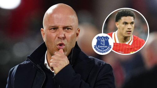 Liverpool man ‘happy to join Everton’ as big-name victim of Slot’s first summer signing is named