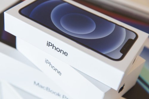 Apple macht ein Vermögen, weil iPhone-Kunden auf zwei Dinge verzichten müssen
