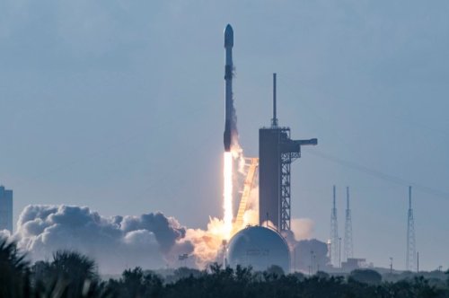 SpaceX successfully launches 60 more Starlink satellites, bringing total delivered to orbit to more than 800