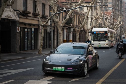 Tesla begins ‘FSD Supervised’ ride-hail tests with employees in Austin, Bay Area