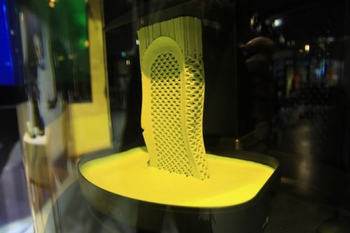Carbon, the fast-growing 3D-printing business, is raising up to $300M
