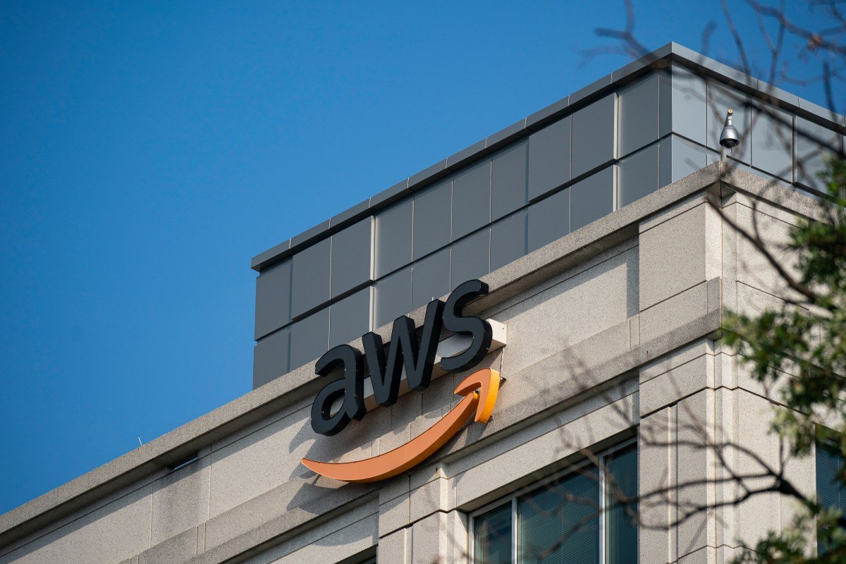 Amazon indicates employees can quit if they don’t like its returnto