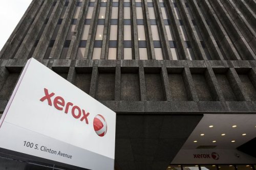 Xerox tells HP it will bring takeover bid directly to shareholders