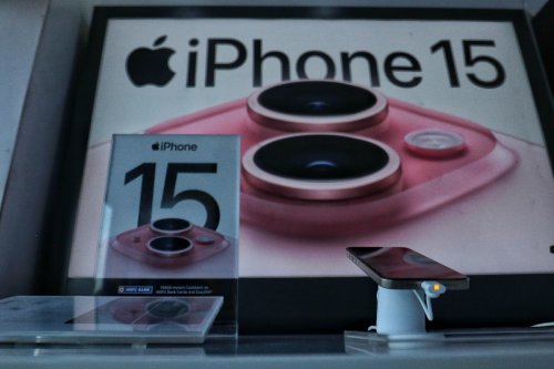 Trump tells Apple’s CEO to stop expanding iPhone production in India