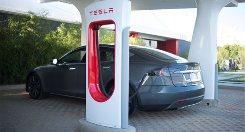 Tesla Completes First Coast-To-Coast Supercharger Route