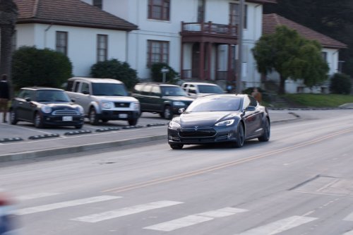 Three Days In The Absolutely Insane Tesla Model S P85D