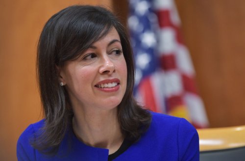 FCC chair Jessica Rosenworcel agrees to step down