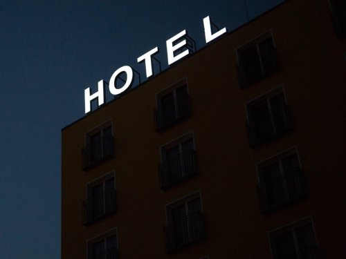 So, You’re Under Hotel Quarantine for 14 Days – A Tech Survival Guide