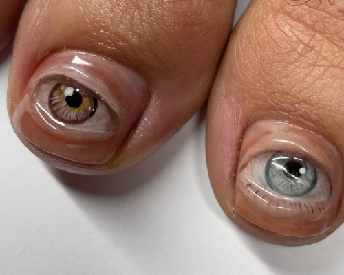 Realistic Eyeball Toenail Art: Toeballs