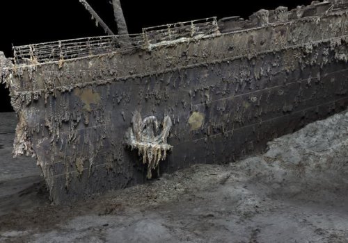 Titanic shipwreck scanned in 3D is a "digital twin" of the real thing