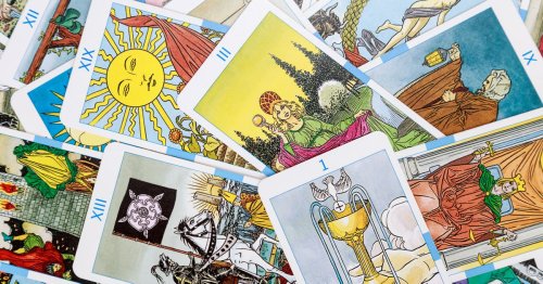 Astrology & Tarot - cover