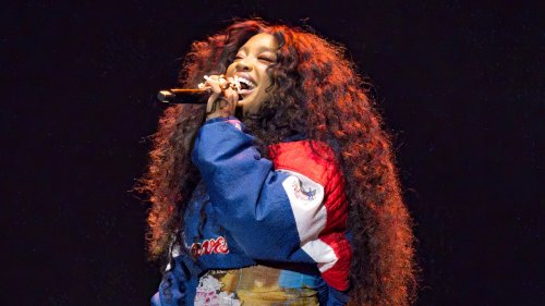 SZA Got “Kirituhi” Tattoos to Honor Her Family While in New Zealand — See Photos