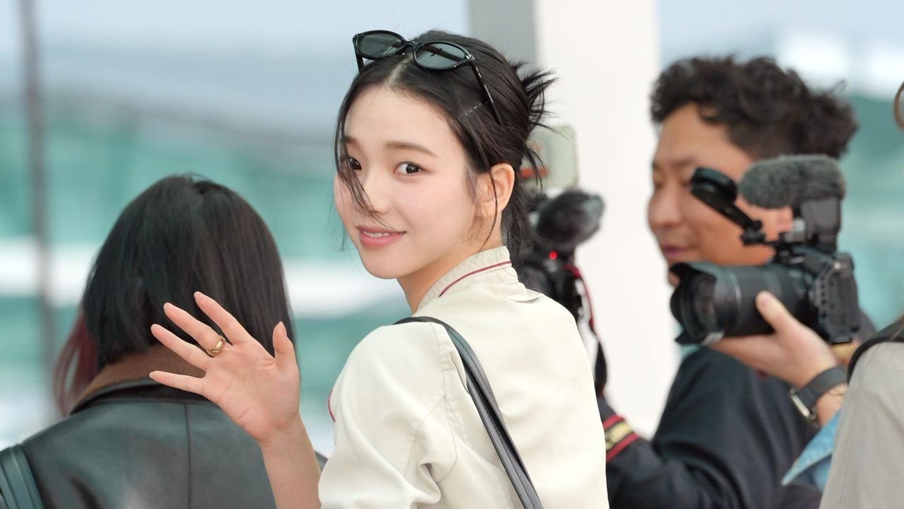 Aespa Member Karina's Airport Outfits Double as a Back-to-School Style Guide