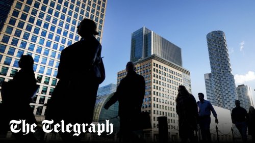 Job vacancies plunge to seven-year low outside pandemic