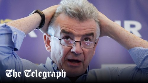 Ryanair warns of higher prices as net zero costs top €1bn