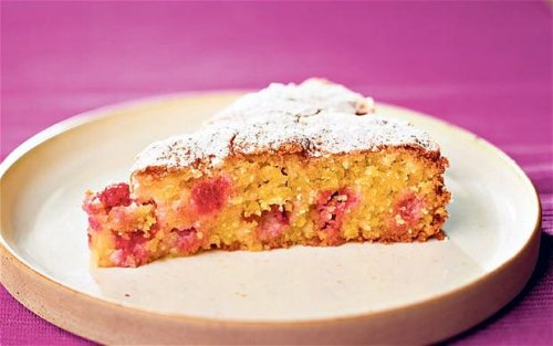 Gluten-free raspberry and polenta cake recipe