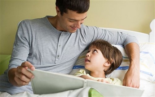 Bedtime stories - 'it's better if dad reads them'