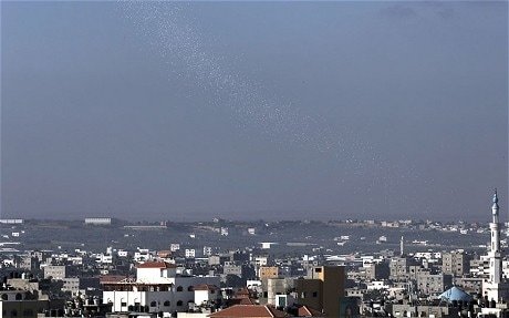 Gaza conflict: 100,000 Gazans warned to leave homes as Israel steps up bombing