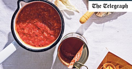 Tinned tomato pasta sauce recipe