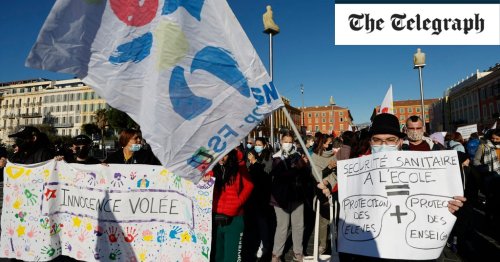 French teachers strike over chaotic Covid-19 strategy for schools