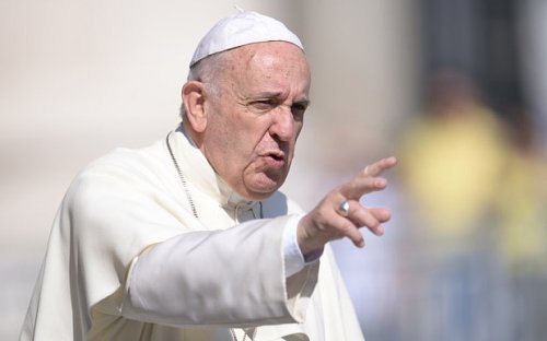 Pope Francis: planet facing &lsquo;unprecedented destruction&rsquo;
