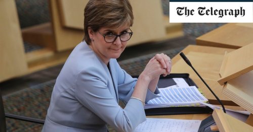 Nicola Sturgeon says hard border with England would benefit Scotland