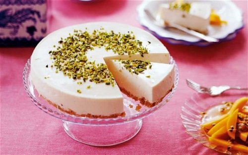 Yogurt and pistachio torte with mangoes and passion fruit recipe