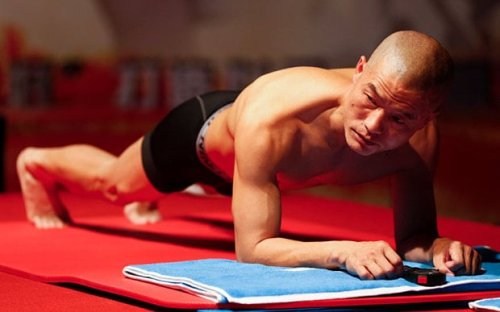 Ten best plank variations to keep your core strong