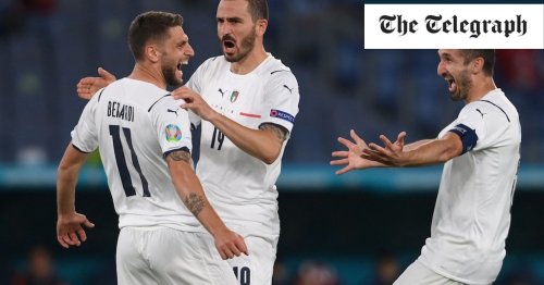 Italy make flying start with stylish win over sorry Turkey