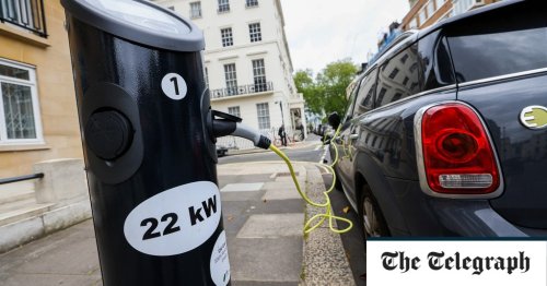 Electric cars outnumber charge points by at least 15 to one