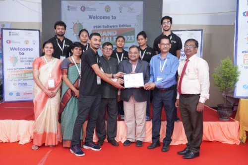 Two teams from Meghnad Saha Institute of Technology win Smart India Hackathon - 2023