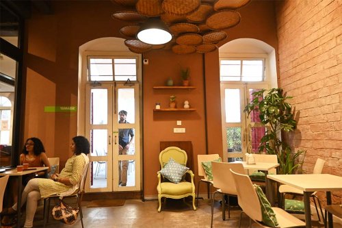 Cafe Mueller — a second serve of Art Cafe in Kolkata — opens on Park Street