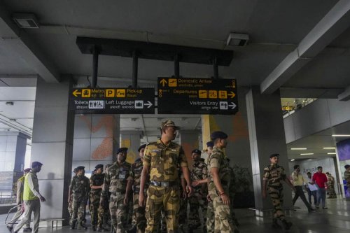 Heavy rains and thunderstorms disrupt flight operations at Delhi airport