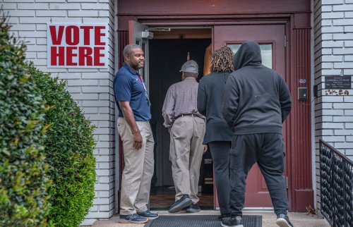 Federal lawsuit filed over new Tennessee law requiring polling places to warn voters against voting in the 'wrong' primary – Tennessee Lookout
