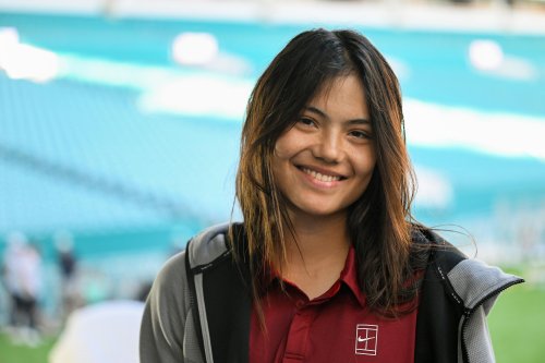 Football, cornhole, a bit of golf: How Emma Raducanu finds “inner calmness” in Miami