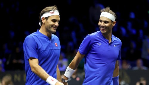 Alcaraz, Swiatek among tennis stars tweeting tributes during Roger Federer’s last match