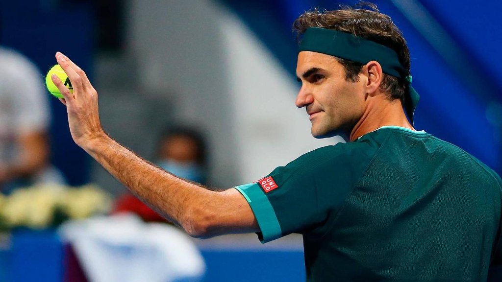 Former No.1 opens up on Roger Federer's negative attitude ...