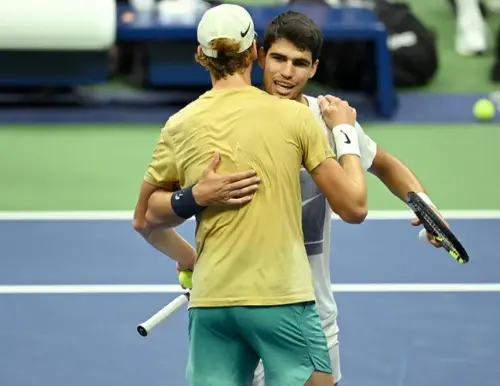 Top ATP coach reveals main difference between Carlos Alcaraz and Jannik Sinner