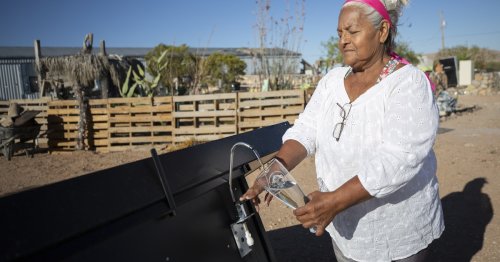 Without access to water lines, Texas colonias residents are pulling water from the desert air