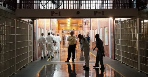 Federal judge rules prison heat conditions are unconstitutional, but doesn’t require air conditioning